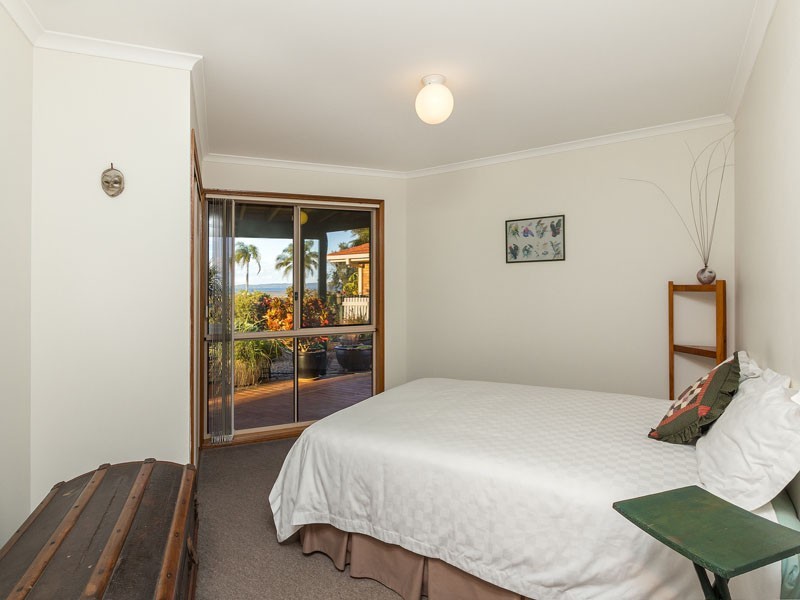 14 Finuge Court, Victoria Point QLD 4165
