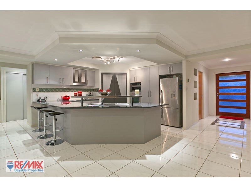 17 Tudar Place, Thornlands QLD 4164