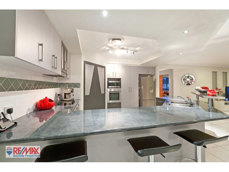 17 Tudar Place, Thornlands QLD 4164