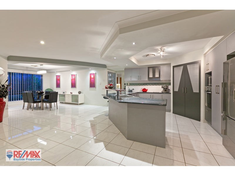 17 Tudar Place, Thornlands QLD 4164