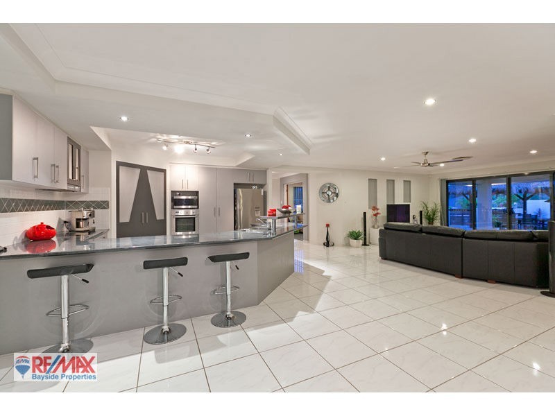 17 Tudar Place, Thornlands QLD 4164