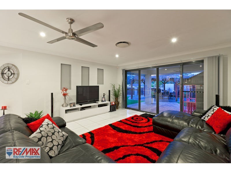 17 Tudar Place, Thornlands QLD 4164