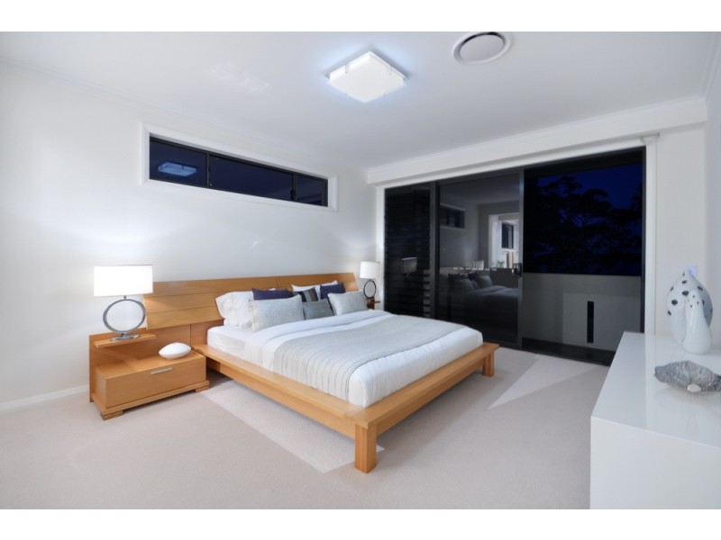 1A BAY STREET, Redland Bay QLD 4165