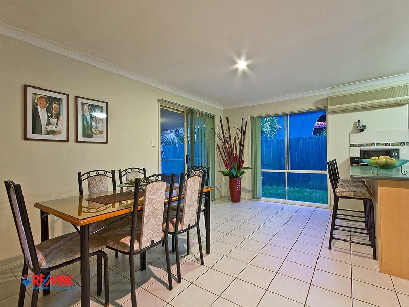 14 Gladebourne Cres, Victoria Point QLD 4165