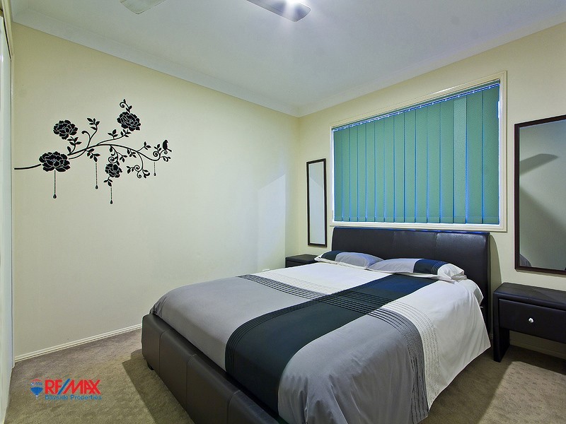14 Gladebourne Cres, Victoria Point QLD 4165
