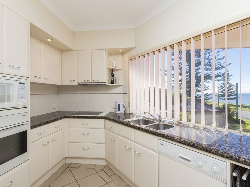 1/200 SHORE STREET NORTH, Cleveland QLD 4163