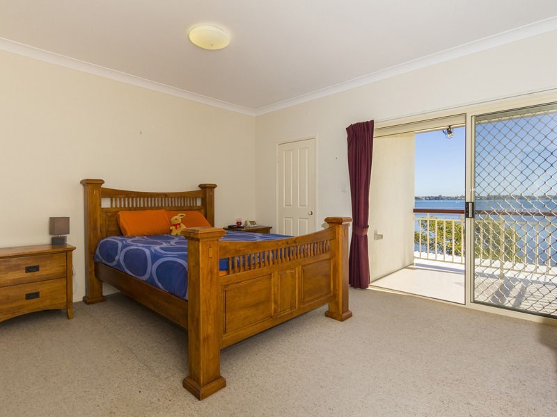 1/200 SHORE STREET NORTH, Cleveland QLD 4163