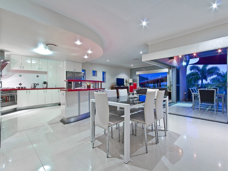 38 Attenborough Cct,, Redland Bay QLD 4165