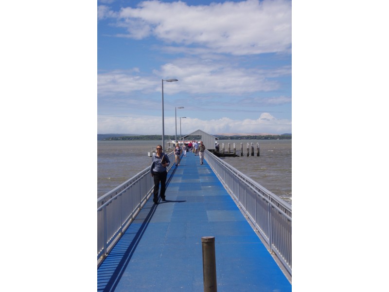 2/4 Masters Avenue, Victoria Point QLD 4165