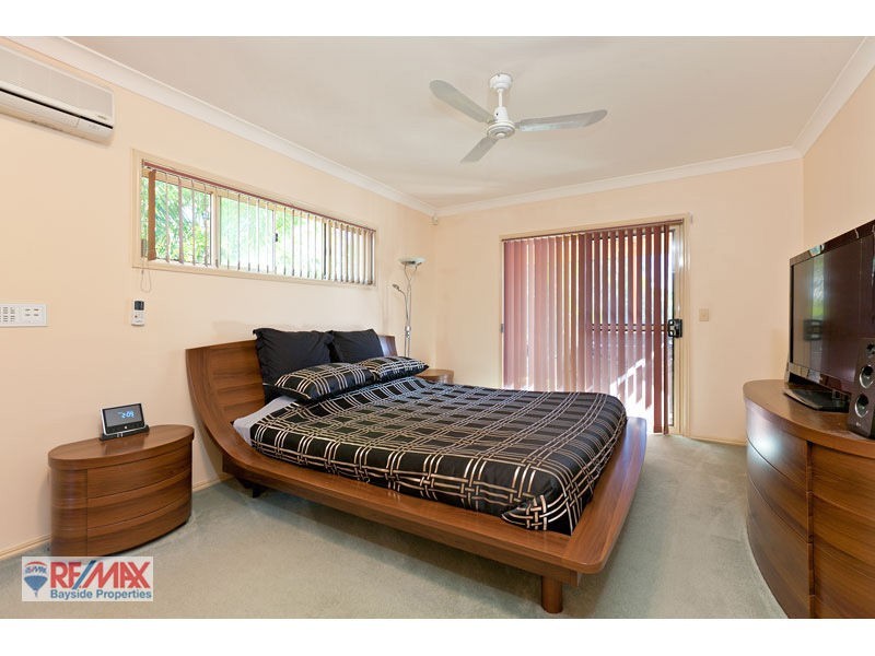 17 Forest Place, Carindale QLD 4152