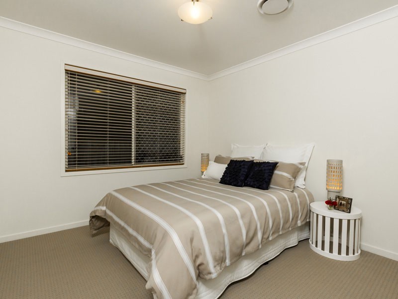 33 WHITBY PLACE, Thornlands QLD 4164