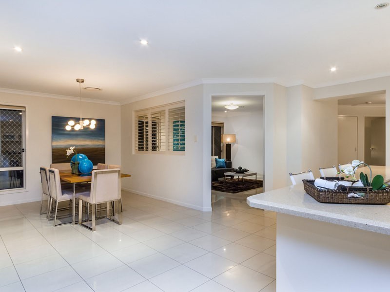 33 WHITBY PLACE, Thornlands QLD 4164