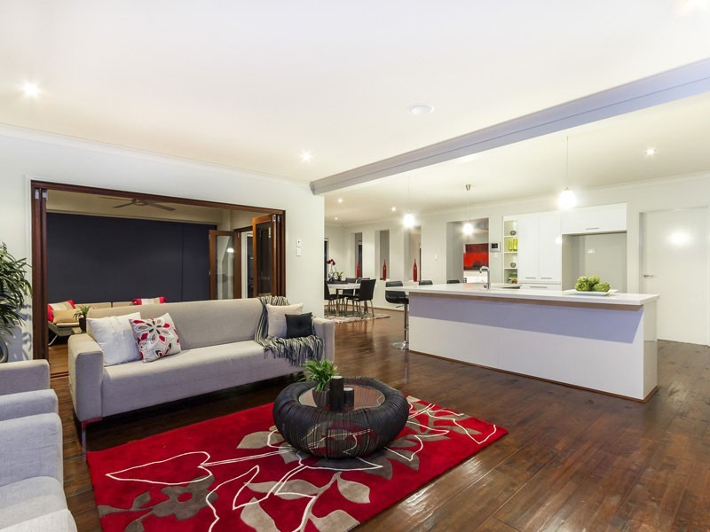 13 HIGHLAND STREET, Redland Bay QLD 4165