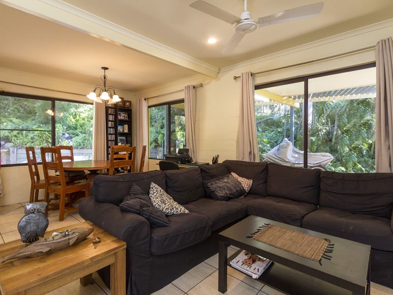 48 Booran St, Point Lookout QLD 4183