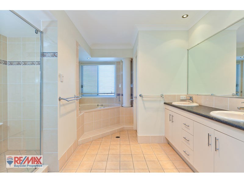 15 Lidgard St, Thornlands QLD 4164