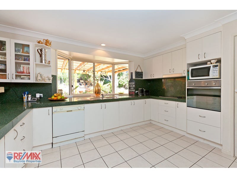 9 Chatsworth Cct, Capalaba QLD 4157