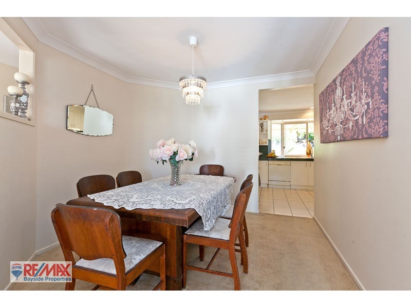 9 Chatsworth Cct, Capalaba QLD 4157