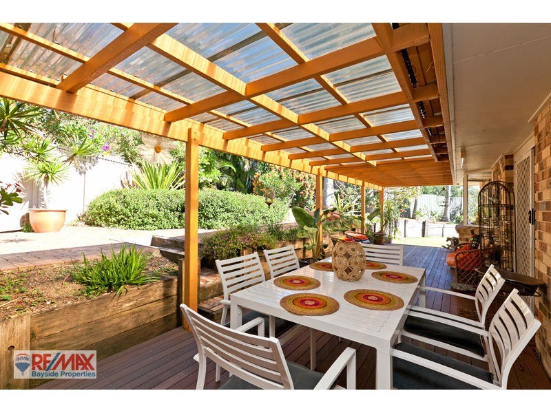 9 Chatsworth Cct, Capalaba QLD 4157