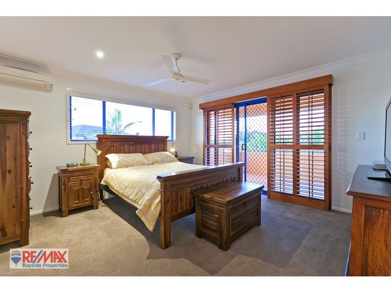 21 Cayman Cr, Ormiston, Raby Bay QLD 4163