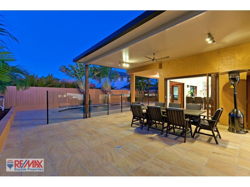 21 Cayman Cr, Ormiston, Raby Bay QLD 4163