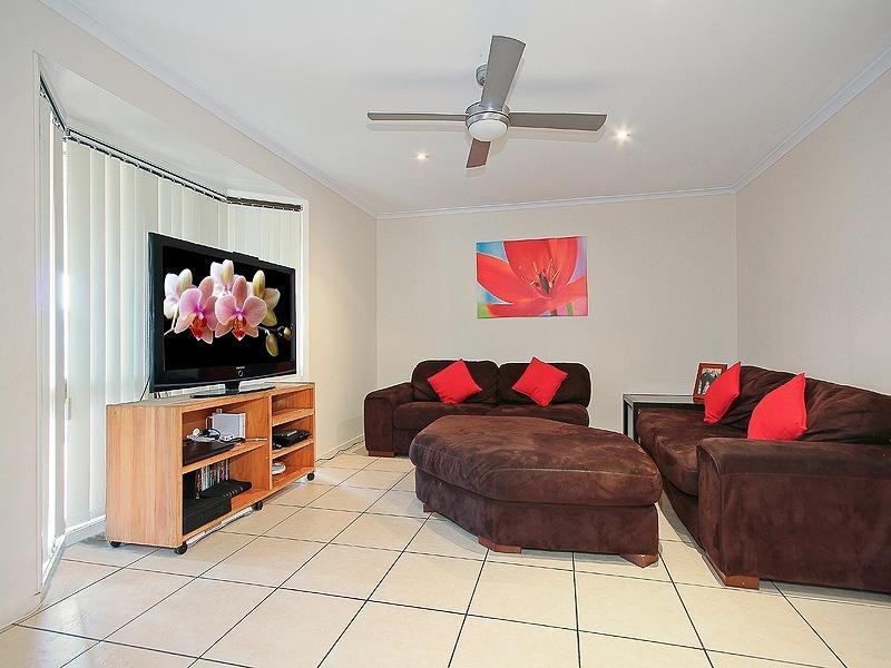51 WImborne Rd, Alexandra Hills QLD 4161