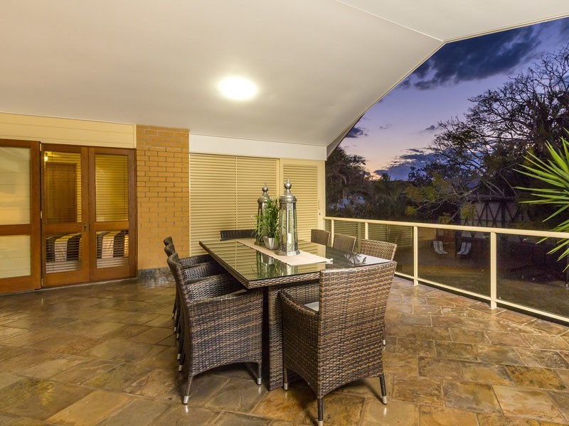 72 SHORE STREET EAST, Cleveland QLD 4163