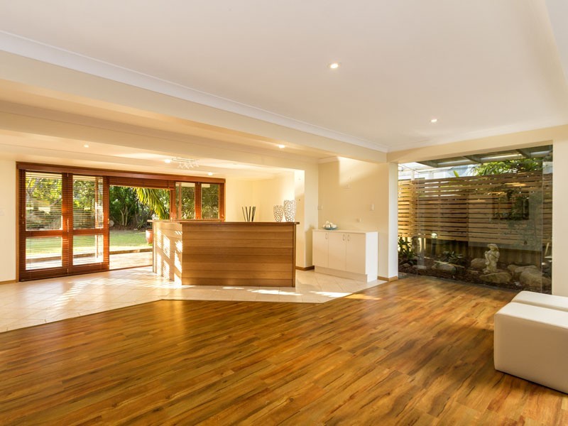 72 SHORE STREET EAST, Cleveland QLD 4163