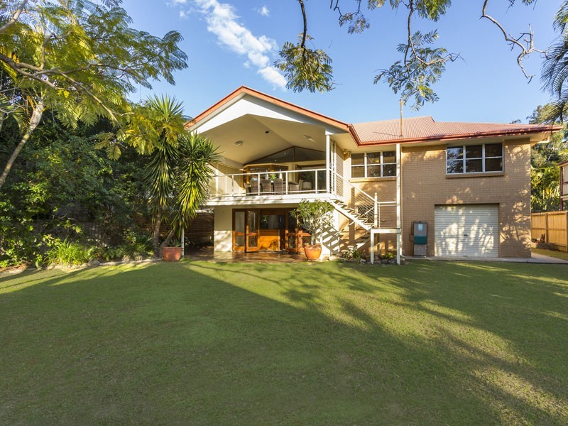 72 SHORE STREET EAST, Cleveland QLD 4163