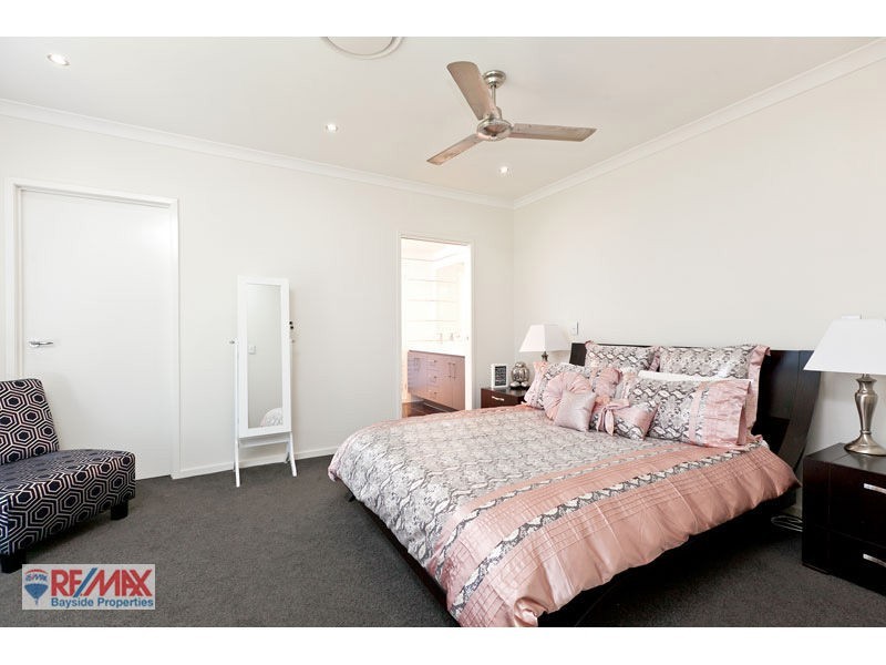 5 Feathertail Pl, Gumdale QLD 4154