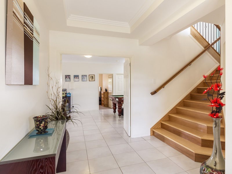 1 WATERVALE DRIVE, Redland Bay QLD 4165