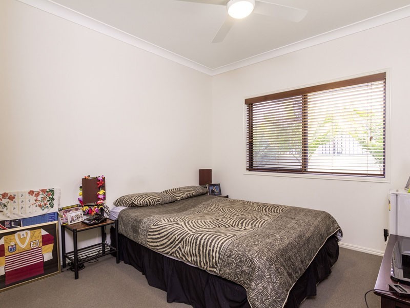 1 WATERVALE DRIVE, Redland Bay QLD 4165