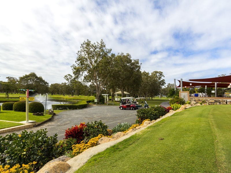1 WATERVALE DRIVE, Redland Bay QLD 4165