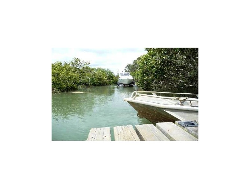 72 FIR STREET, Victoria Point QLD 4165