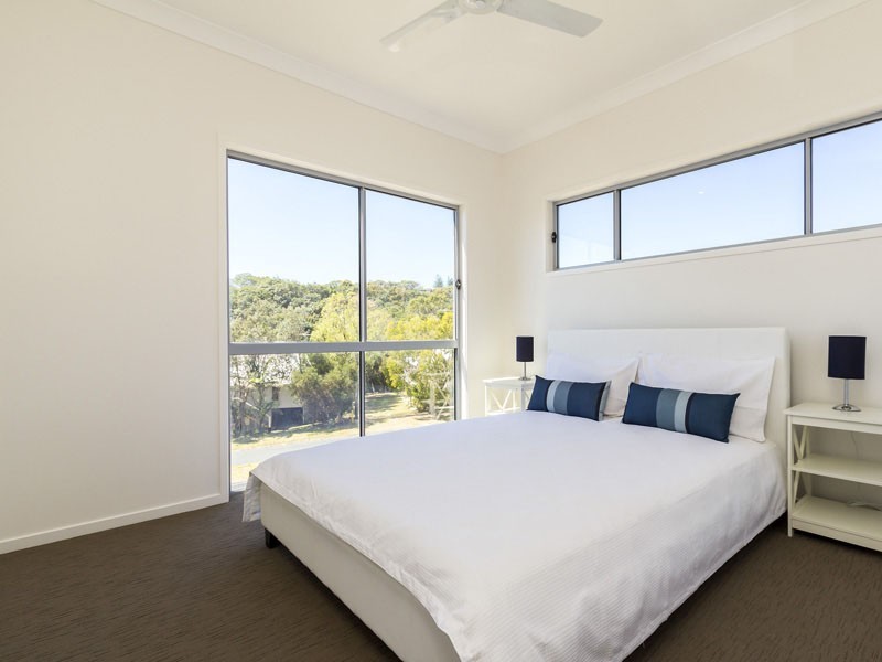25 GEORGE NOTHLING DRIVE, Point Lookout QLD 4183