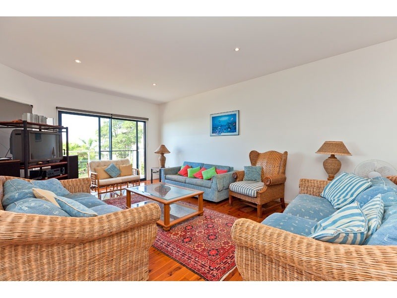 54 TRAMICAN STREET, Point Lookout QLD 4183
