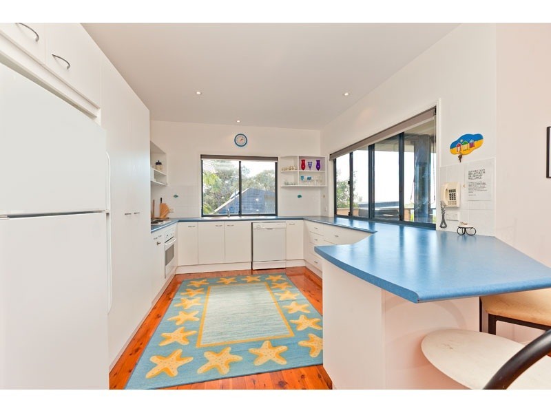 54 TRAMICAN STREET, Point Lookout QLD 4183