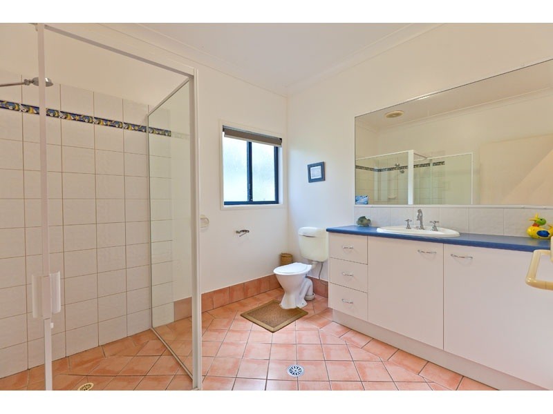 54 TRAMICAN STREET, Point Lookout QLD 4183