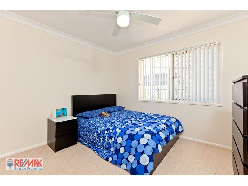 18 Redgrove Ave, Wellington Point QLD 4160