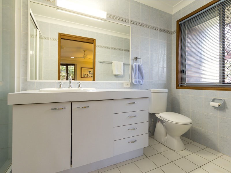 8 Goose Street, Wellington Point QLD 4160