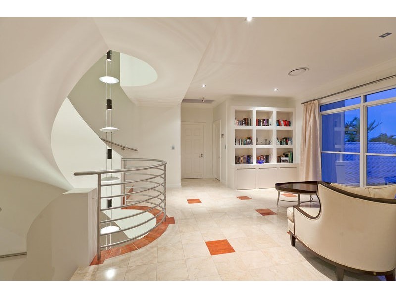 39 Sentinel Court, Raby Bay QLD 4163