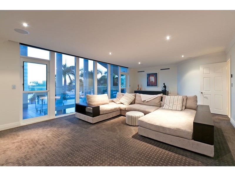 39 Sentinel Court, Raby Bay QLD 4163