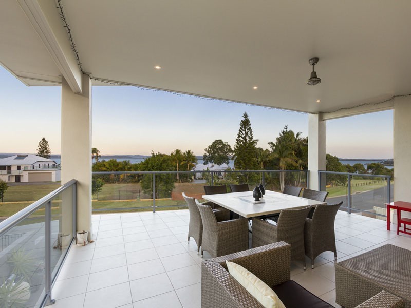 21 WILSON ESPLANADE, Redland Bay QLD 4165