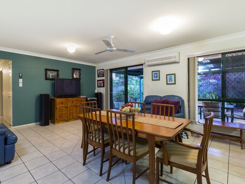 4 Minetta Street, Victoria Point QLD 4165