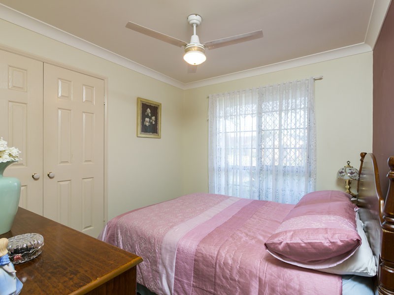 4 Minetta Street, Victoria Point QLD 4165