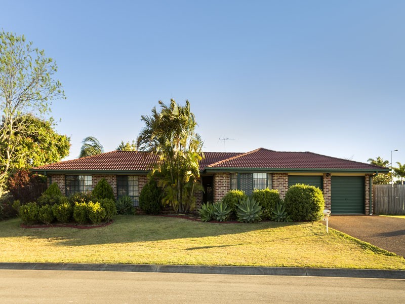 4 Minetta Street, Victoria Point QLD 4165