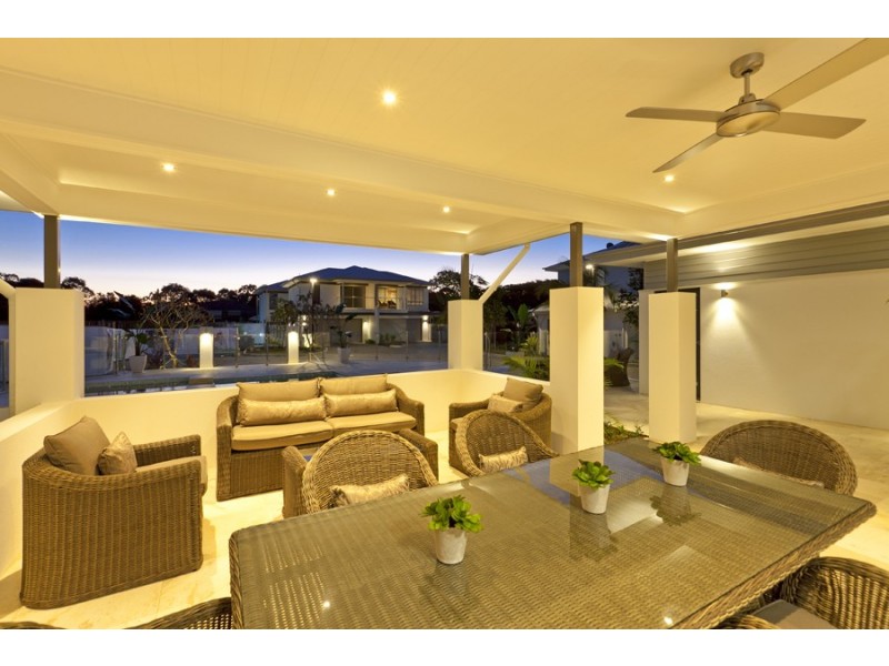 92-94 Sturgeon Street, Ormiston QLD 4160