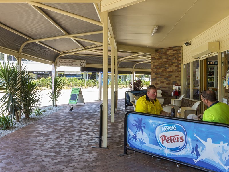 160-162 Broadwater Tce, Redland Bay QLD 4165