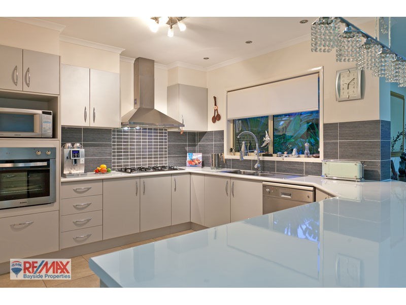 21 Bedarra St, Redland Bay QLD 4165