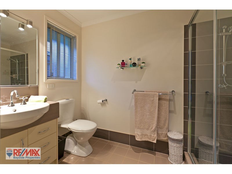 21 Bedarra St, Redland Bay QLD 4165