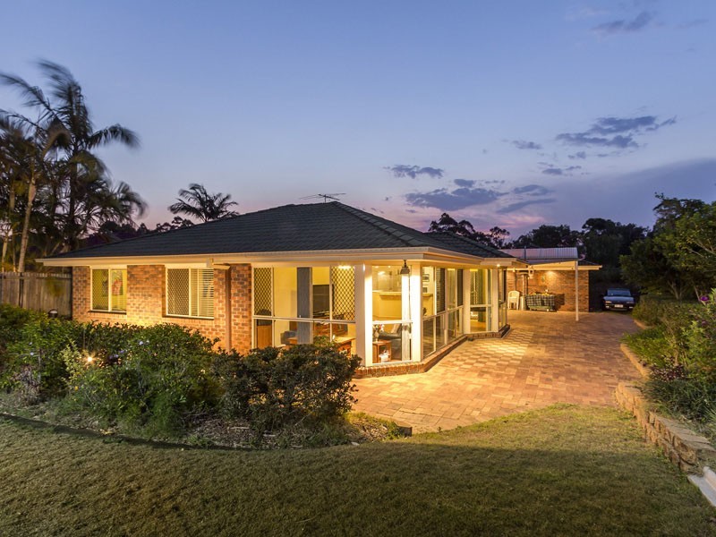 18 LAUREN COURT, Birkdale QLD 4159